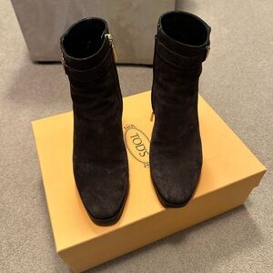 Tod’s Women’s Brown Boots / Booties